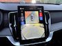Volvo XC90 T8 Plug-in hybrid AWD Ultra Dark | Trekhaak | Panoramadak | Luchtvering | Verwarmbare voorstoelen met massage en ventilatie | Head-up display | 360 graden camera | Premium audio by Bowers & Wilkins | Apple carplay/Android auto
