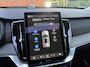 Volvo XC90 T8 Plug-in hybrid AWD Ultra Dark | Trekhaak | Panoramadak | Luchtvering | Verwarmbare voorstoelen met massage en ventilatie | Head-up display | 360 graden camera | Premium audio by Bowers & Wilkins | Apple carplay/Android auto