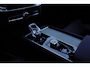 Volvo XC90 T8 Plug-in hybrid AWD Ultra Dark | Trekhaak | Panoramadak | Luchtvering | Verwarmbare voorstoelen met massage en ventilatie | Head-up display | 360 graden camera | Premium audio by Bowers & Wilkins | Apple carplay/Android auto