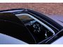 Volvo XC90 T8 Plug-in hybrid AWD Ultra Dark | Trekhaak | Panoramadak | Luchtvering | Verwarmbare voorstoelen met massage en ventilatie | Head-up display | 360 graden camera | Premium audio by Bowers & Wilkins | Apple carplay/Android auto
