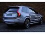 Volvo XC90 T8 Plug-in hybrid AWD Ultra Dark | Trekhaak | Panoramadak | Luchtvering | Verwarmbare voorstoelen met massage en ventilatie | Head-up display | 360 graden camera | Premium audio by Bowers & Wilkins | Apple carplay/Android auto