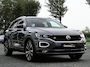 Volkswagen T-Roc 1.5TSI 150pk R-Line Pano Trekh LED 19-Inch Keyless DAB ACC Side/Lane Assist