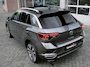 Volkswagen T-Roc 1.5TSI 150pk R-Line Pano Trekh LED 19-Inch Keyless DAB ACC Side/Lane Assist