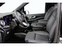 Mercedes-Benz EQV 300 L2 / AMG / Luchtvering / Panorama / Elec Stoelen / 7-Persoons / Burmester / 360 Camera / Vol Opties / NIEUWSTAAT