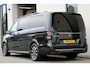 Mercedes-Benz EQV 300 L2 / AMG / Luchtvering / Panorama / Elec Stoelen / 7-Persoons / Burmester / 360 Camera / Vol Opties / NIEUWSTAAT