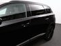 Peugeot 5008 1.2 PureTech 130pk Automaat GT Black Pack 7 zit Navigatie Apple CarPlay Android Camera Parkeerhulp Adaptive Cruise Control Stoelverwarming Electrische achterklep Climate Control Lichtmetalen velgen