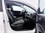 Kia Stonic 1.0 T-GDi MHEV DynamicPlusLine AUTOMAAT | Camera | Climate Control | PDC | €750-inruilpremie