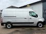 Renault Master T35 2.3dCi 145pk L2H2 Airco 3-pers. 54.000km!