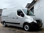 Renault Master T35 2.3dCi 145pk L2H2 Airco 3-pers. 54.000km!
