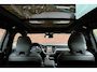 Volvo V60 T8 Plug-in hybrid AWD Plus Dark | Panoramadak | Trekhaak | Verwarmbare voorstoelen, achterbank en stuurwiel | 360 graden camera | Head-up display | Premium audio by Harman Kardon | Keyless