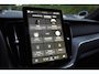 Volvo XC60 2.0 T8 Plug-in-hybrid AWD Ultra Black Edition Facelift Pano Massage Stoelkoeling HUD