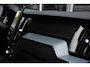 Volvo XC60 2.0 T8 Plug-in-hybrid AWD Ultra Black Edition Facelift Pano Massage Stoelkoeling HUD