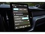Volvo XC60 2.0 T8 Plug-in-hybrid AWD Ultra Black Edition Facelift Pano Massage Stoelkoeling HUD