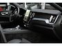 Volvo XC60 2.0 T8 Plug-in-hybrid AWD Ultra Black Edition Facelift Pano Massage Stoelkoeling HUD