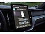 Volvo XC60 2.0 T8 Plug-in-hybrid AWD Ultra Black Edition Facelift Pano Massage Stoelkoeling HUD