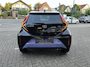 Toyota Aygo X Hybrid 115 pulse stoelverwarming / keyless start / parkeersensoren voor + achter / Navigatie / Apple Carplay / Android Auto / parkeercamera / 10 jaar Toyota garantie / rijklaarprijs incl. Toyota Pechhulppas