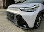 Toyota Aygo X Hybrid 115 pulse + easy pack stoelverwarming / keyless start / parkeersensoren voor + achter / Navigatie / Apple Carplay / Android Auto / parkeercamera / 10 jaar Toyota garantie / rijklaarprijs incl. Toyota Pechhulppas