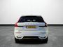 Volvo XC60 2.0 T6 Plug-in hybrid AWD Ultra Black Edition | Luchtvering | Trekhaak | 360 cam | Pano | 21" Velgen