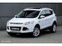 Ford Kuga 1.5 Titanium Styling Pack 4WD | VOL opties | Dealer oh | Panorama | Camera | Leder | Clima | Grote navi | LED | rijklaar |