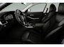 BMW 3-Serie Touring 318i Business Edition | Sport Line | 2e eigenaar | Dealer onderhouden | Active Guard Plus | Connectedpackage Professional | Cruise control | DAB | Trekhaak | LED