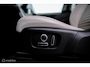 Land Rover Discovery Sport P300e 1.5 HSE | Portofino blue | Trekhaak | panoramadak | LED | NL auto NAP | Camera | 1e eigenaar | dealer onderhouden | Leder | Meridian | Memory |