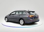 Volkswagen Golf Variant 1.5 eTSI Life 115 PK DSG | Navigatie | Trekhaak | Stoel- en stuurverwarming |