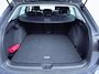 Volkswagen Golf Variant 1.5 eTSI Life 115 PK DSG | Navigatie | Trekhaak | Stoel- en stuurverwarming |