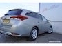Toyota Auris Touring Sports 1.8 Hybrid Lease