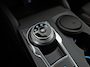Ford Focus Wagon 1.0 EcoBoost ST Line Automaat (APPLE CARPLAY, GROOT NAVI, STUUR/STOELVERWARMING, CAMERA, SPORTSTOELEN, GETINT GLAS, ADAPTIVE CRUISE, TREKHAAK, NIEUWE APK, NIEUWSTAAT)
