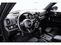 MINI Countryman Cooper S E ALL4 Active Cruise Control - Elektrisch verwarmde/verstelbare stoelen - Comfort acces - Driving Assistant - Head up - Getinte ruiten - Achteruitrijcamera - MINI Navigatiesysteem -
