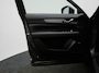 Mazda CX-5 2.0 SkyActiv-G Luxury automaat met afneembare trekhaak en all-weather banden : dealer onderhouden