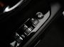 Mazda CX-5 2.0 SkyActiv-G Luxury automaat met afneembare trekhaak en all-weather banden : dealer onderhouden