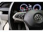 Volkswagen Transporter 2.0 TDI L2H2 30 - Airco, Cruise, PDC, Carplay, Inrichting, Imperiaal, Standkachel, Trekhaak.
