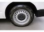 Volkswagen Transporter 2.0 TDI L2H2 30 - Airco, Cruise, PDC, Carplay, Inrichting, Imperiaal, Standkachel, Trekhaak.