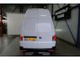 Volkswagen Transporter 2.0 TDI L2H2 30 - Airco, Cruise, PDC, Carplay, Inrichting, Imperiaal, Standkachel, Trekhaak.