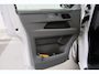 Volkswagen Transporter 2.0 TDI L2H2 30 - Airco, Cruise, PDC, Carplay, Inrichting, Imperiaal, Standkachel, Trekhaak.