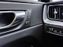 Volvo XC60 2.0 T8 Twin Engine AWD R-Design | Lucht Vering | Full LED | Alcantara/Leder | 360 Camera | Panorama | Trekhaak | CarPlay | Adaptive Cruise