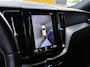 Volvo XC60 2.0 T8 Twin Engine AWD R-Design | Lucht Vering | Full LED | Alcantara/Leder | 360 Camera | Panorama | Trekhaak | CarPlay | Adaptive Cruise