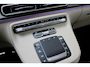 Mercedes-Benz V-klasse 300d / AMG / 4-Matic / Luchtv / Panorama / Elec Stoel / 7-pers / Burmester / Vol Opties / NIEUWSTAAT
