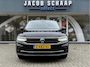 Volkswagen Tiguan 1.5 TSI Life / Automaat / Carplay / Trekhaak (1.800 KG) / Sensoren / Camera /