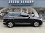 Volkswagen Tiguan 1.5 TSI Life / Automaat / Carplay / Trekhaak (1.800 KG) / Sensoren / Camera /