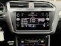 Volkswagen Tiguan 1.5 TSI Life / Automaat / Carplay / Trekhaak (1.800 KG) / Sensoren / Camera /