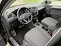 Volkswagen Tiguan 1.5 TSI Life / Automaat / Carplay / Trekhaak (1.800 KG) / Sensoren / Camera /