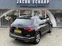 Volkswagen Tiguan 1.5 TSI Life / Automaat / Carplay / Trekhaak (1.800 KG) / Sensoren / Camera /
