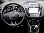 Ford Kuga 1.5 ST-Line X met Panoramadak en Trekhaak