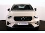 Volvo XC40 B4 Plus Dark - Panorama/schuifdak - IntelliSafe Assist & Surround - Harman/Kardon audio - Parkeercamera achter - Verwarmde voorstoelen & stuur - Parkeersensoren voor & achter - Elektr. bedienb. voorstoelen met geheugen links - Draadloze tel. lader - Extra getint glas - Inklapbare trekhaak - 19' LMV