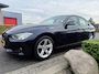 BMW 3-Serie 320i High Executive | Airco | Cruise Control | Trekhaak | NAVI | Bluetooth | Leder