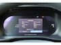 Volvo XC40 Recharge Ultimate 70 kWh | Wegklapbare Trekhaak | All-Season Banden | Lederen Bekleding | Panoramadak | 360 Graden Camera | Stuurverwarming | Stoelverwarming | Harman/Kardon | 19-Inch Lichtmetalen Velgen | Getint Glas | BLIS | Elektrisch Verstelbare Voorstoelen | Keyless | Elektrische Achterklep | Silver Dawn Metallic | Apple Carplay | Google Services |