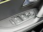 Peugeot 2008 GT 1.2 Hybrid 145PK e-DCS6 Automaat Navigatie, Rondomzichtcamera, Keyless, Adaptieve Cruise Control, Apple Carplay, Android Auto