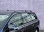 Volvo V70 2.5T Summum | Trekhaak | Stoelverwarming | Cruise Control | Climate Control | Roof Rails | Navigatie | 6CD Wisselaar | Leder | Bluetooth | Parkeersensoren |